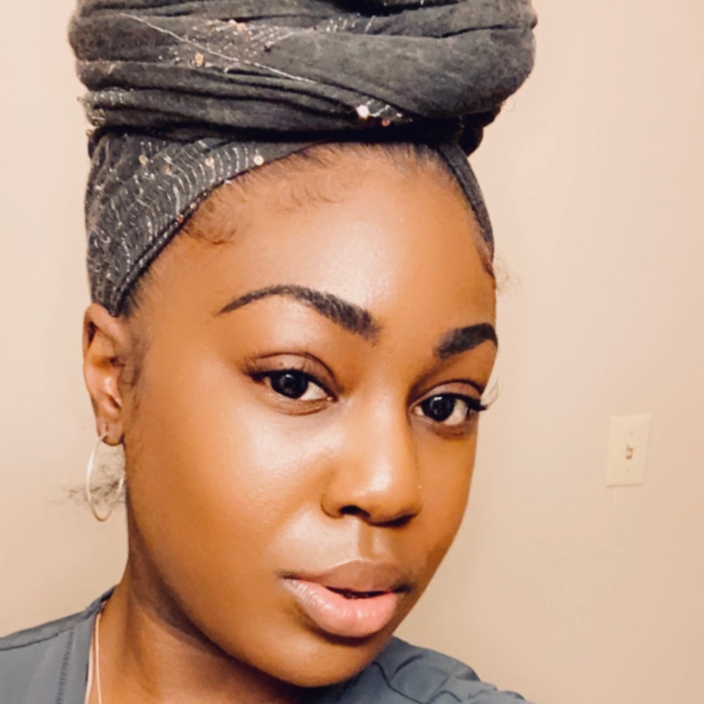 Meet your Posher, Shantinique